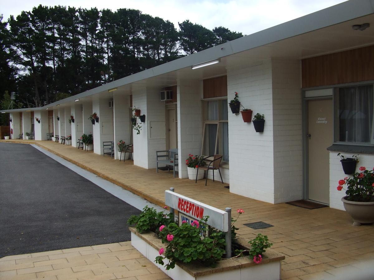 The Terang Motor Inn Bagian luar foto